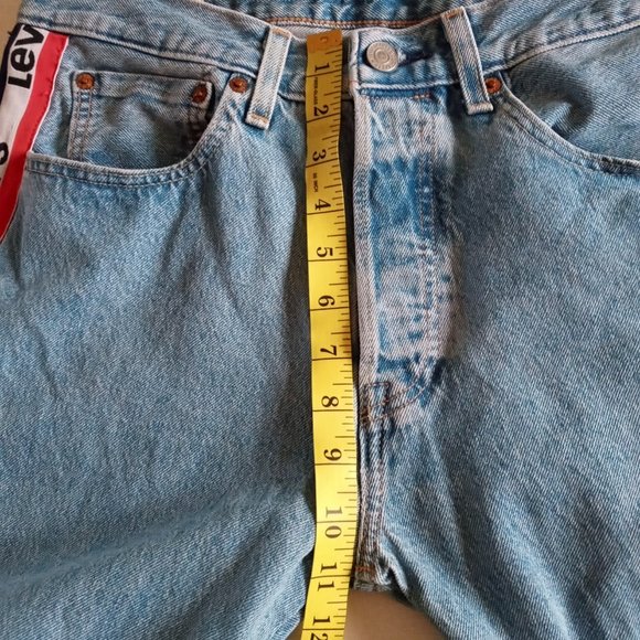 Levi's premium 501 button fly light wash Big E jeans - Picture 10 of 13